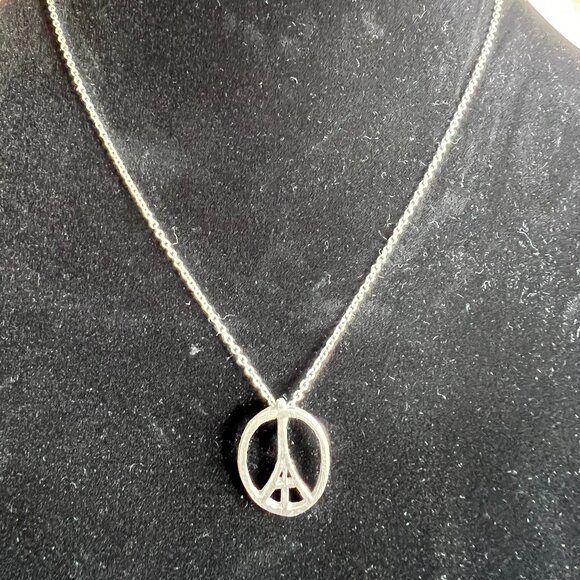 Vintage Sterling Silver Peace Necklace - Picture 4 of 4